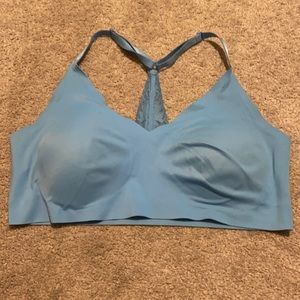 large seamless victoria's secret bra
